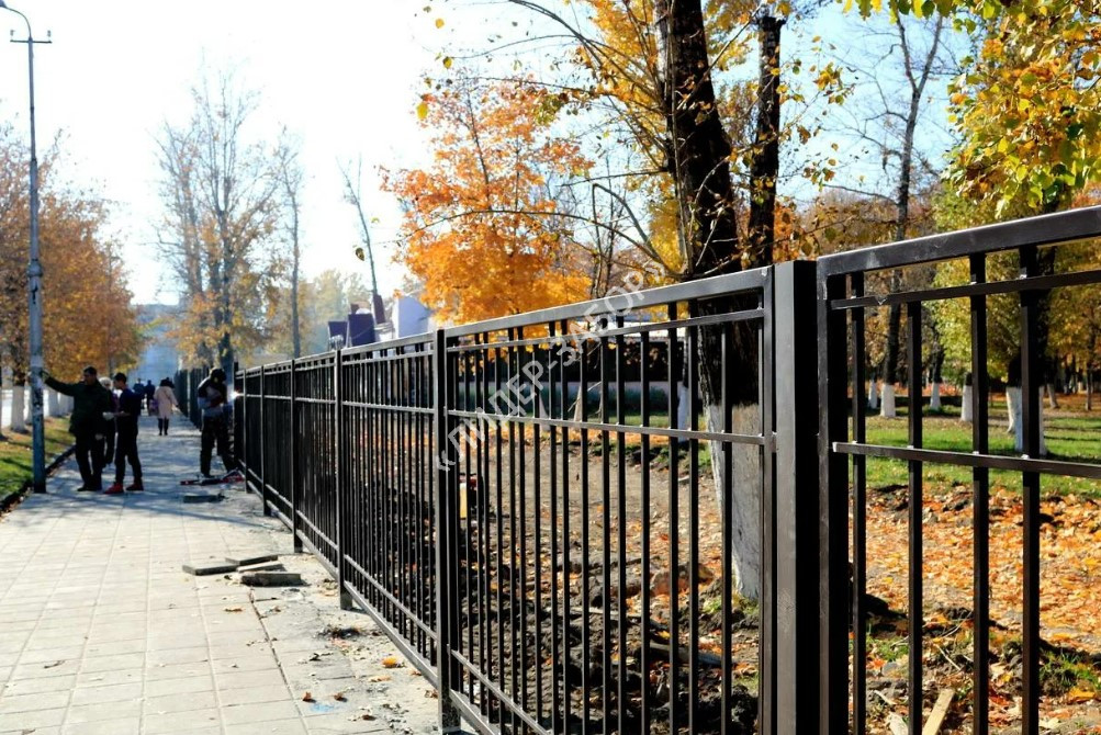 Цена Ограждение территории парка зеленой зоны в Москве Купить Ограждение территории парка зеленой зоны
